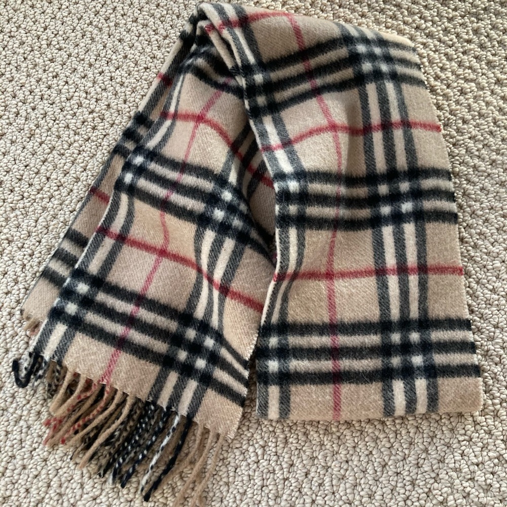 Burberry cashmere scarf